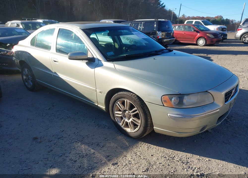 2006 VOLVO S60 2.5T VIN: YV1RH592062515542