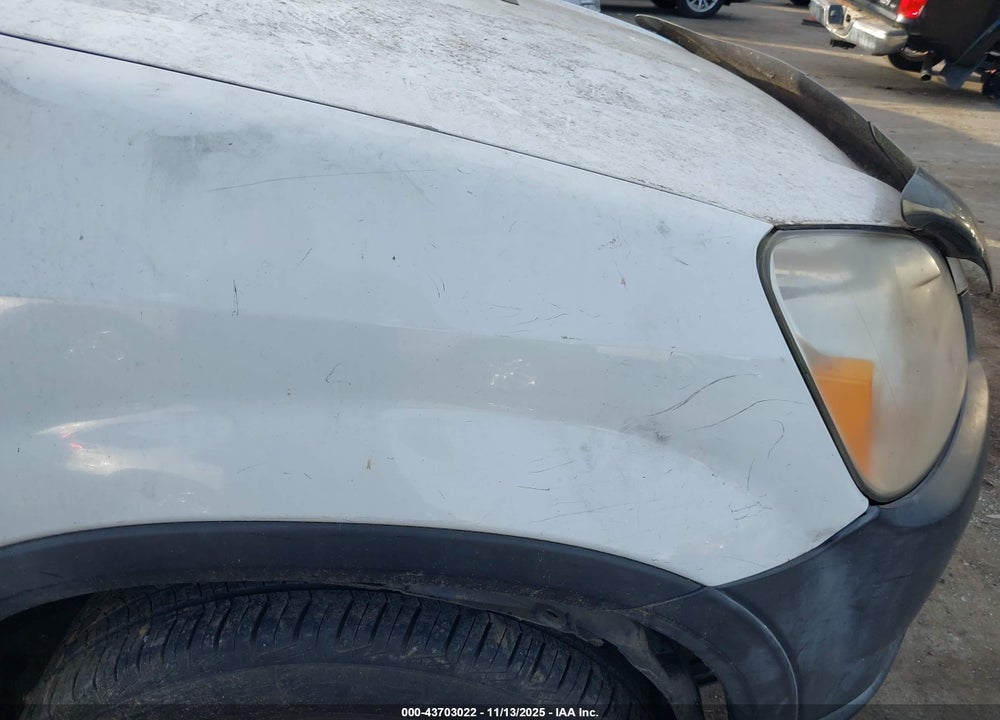 2003 HONDA CR-V LX VIN: SHSRD68443U107606