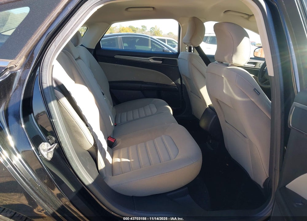2017 FORD FUSION S VIN: 3FA6P0G73HR236099