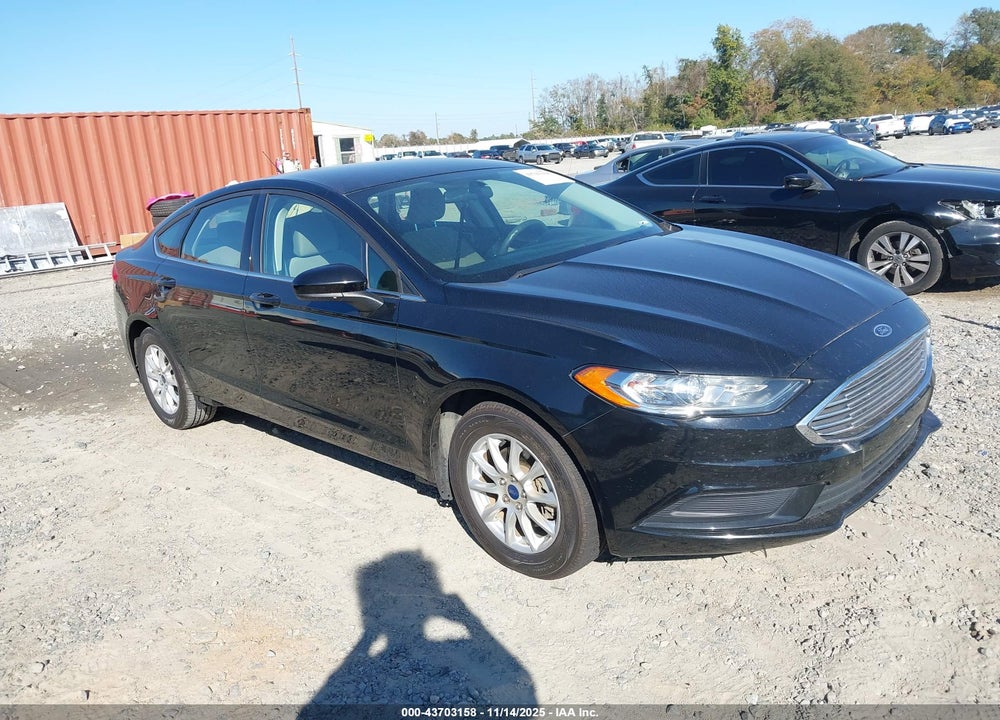 2017 FORD FUSION S VIN: 3FA6P0G73HR236099
