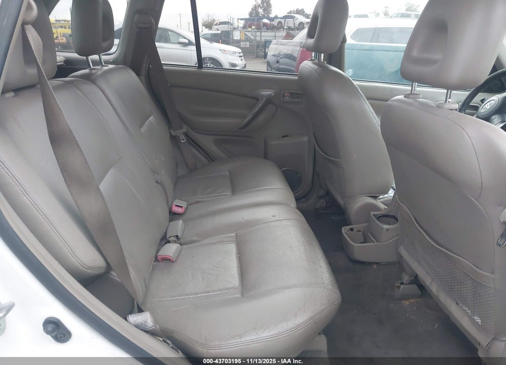 2004 TOYOTA RAV4 VIN: JTEHD20V640031141