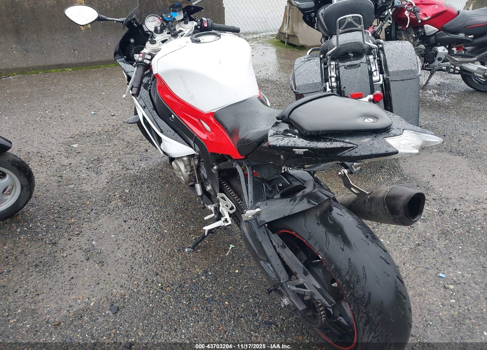 2018 BMW S 1000 RR VIN: WB10D6000JZ711408