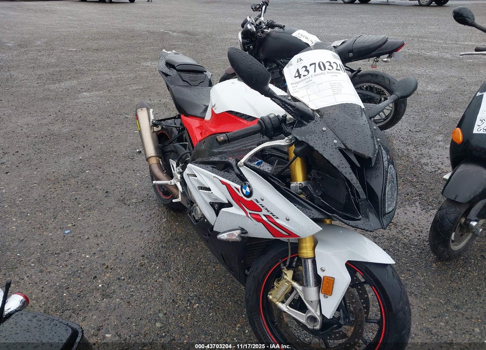 2018 BMW S 1000 RR VIN: WB10D6000JZ711408