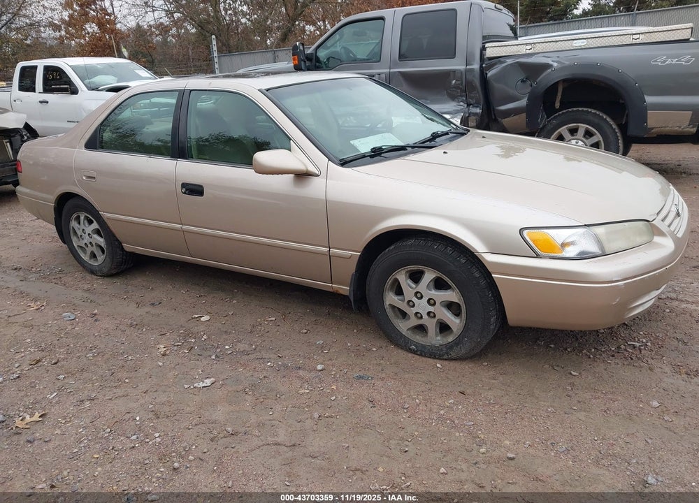 1999 TOYOTA CAMRY LE/XLE VIN: 4T1BF28K0XU929838