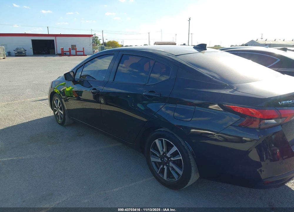 2021 NISSAN VERSA SV XTRONIC CVT VIN: 3N1CN8EV5ML882568