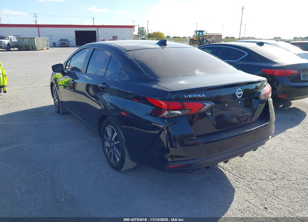 2021 NISSAN VERSA SV XTRONIC CVT VIN: 3N1CN8EV5ML882568