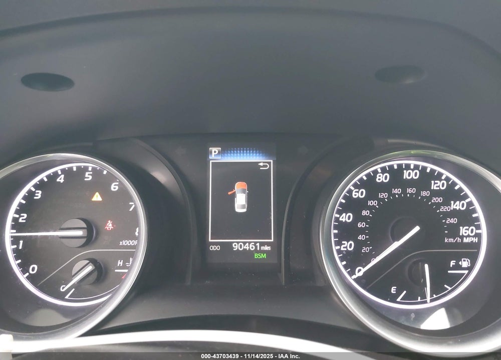 2018 TOYOTA CAMRY SE VIN: 4T1B11HK5JU527927