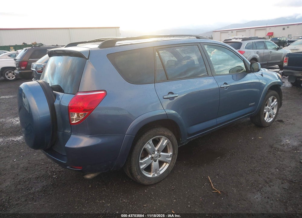 2008 TOYOTA RAV4 VIN: JTMBD32V485174076