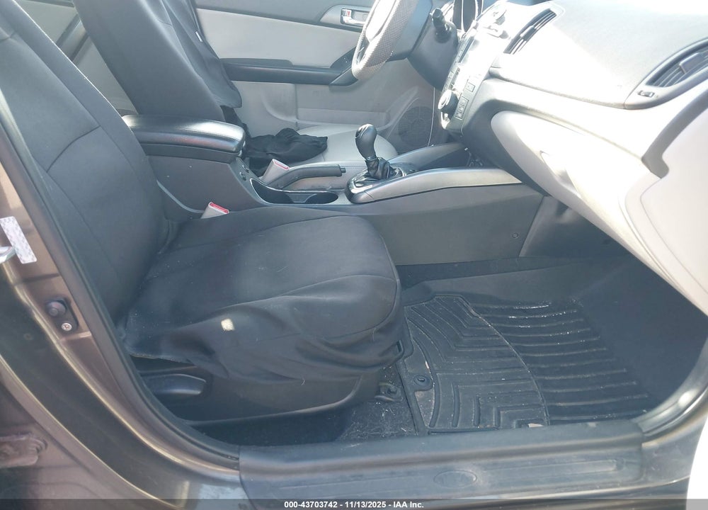 2013 KIA FORTE EX VIN: KNAFU5A2XD5742228