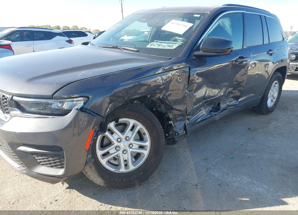 2025 JEEP GRAND CHEROKEE LAREDO 4X2 VIN: 1C4RJGAGXSC308559