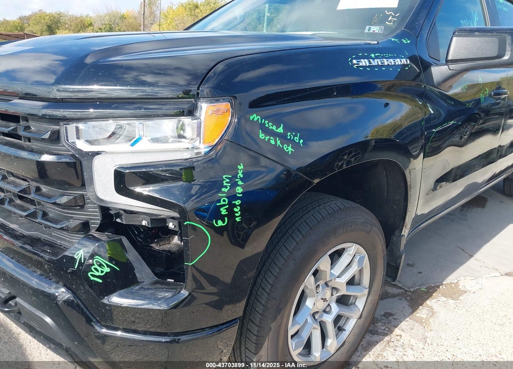 2026 CHEVROLET SILVERADO 1500 4WD SHORT BED RST VIN: 1GCUKEED8TZ136221