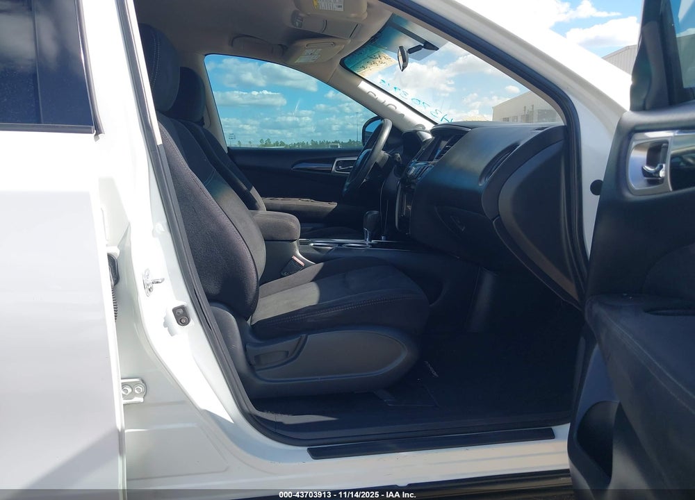 2014 NISSAN PATHFINDER S VIN: 5N1AR2MNXEC681149