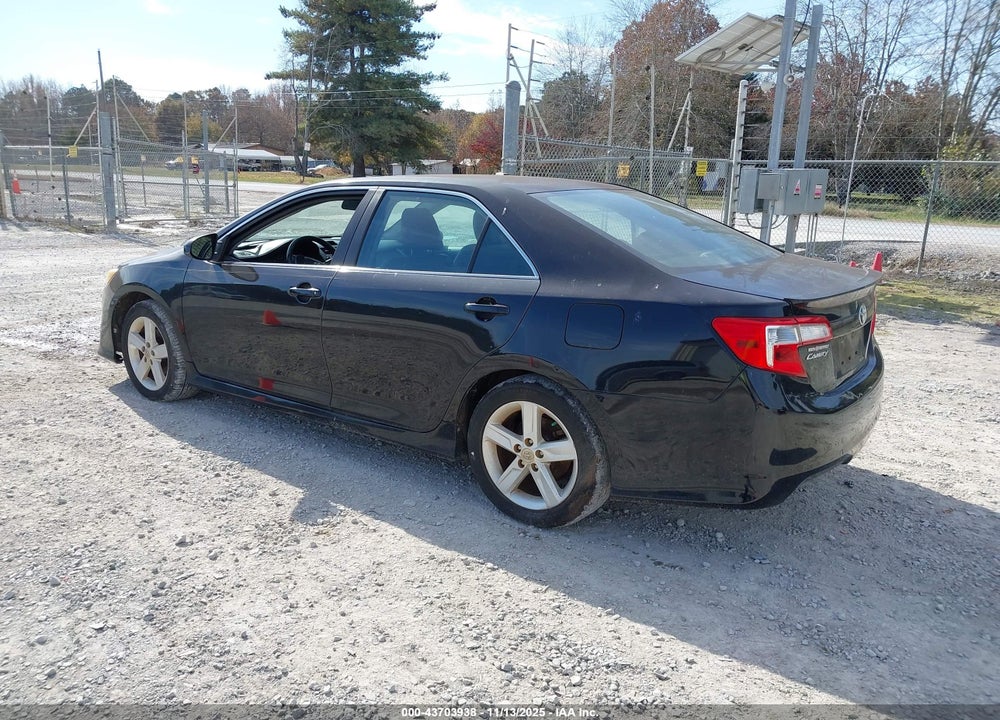 2014 TOYOTA CAMRY SE VIN: 4T1BF1FK7EU818990