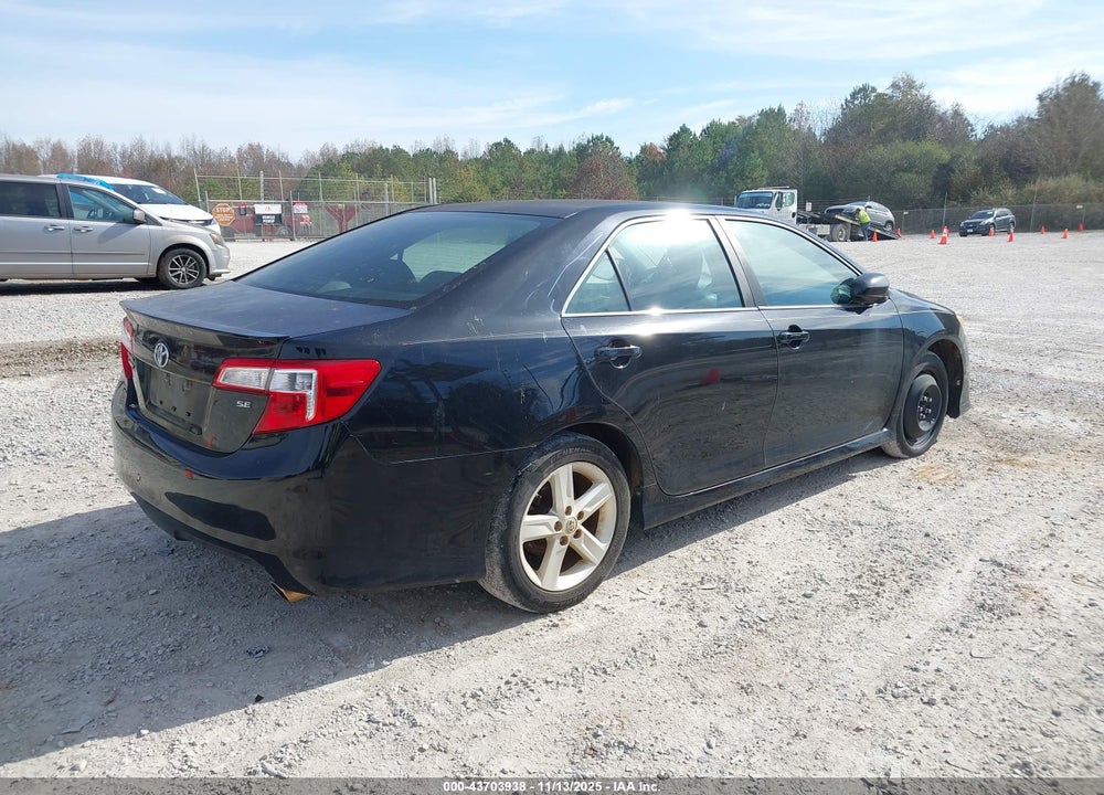 2014 TOYOTA CAMRY SE VIN: 4T1BF1FK7EU818990