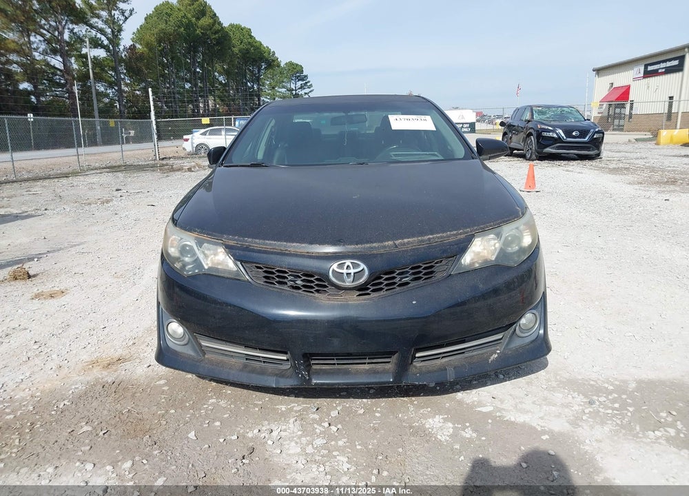 2014 TOYOTA CAMRY SE VIN: 4T1BF1FK7EU818990