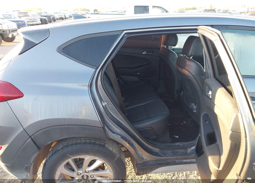 2018 HYUNDAI TUCSON SEL PLUS VIN: KM8J33A43JU742784