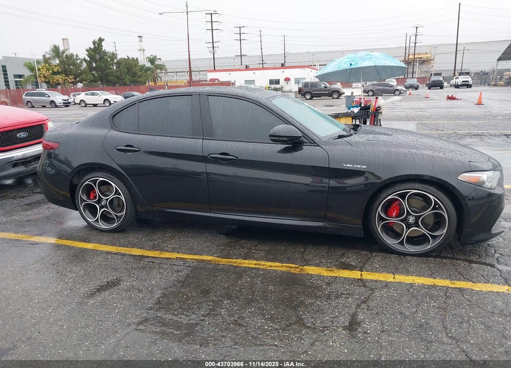 2022 ALFA ROMEO GIULIA VIN: ZARFAMBN8N7663554