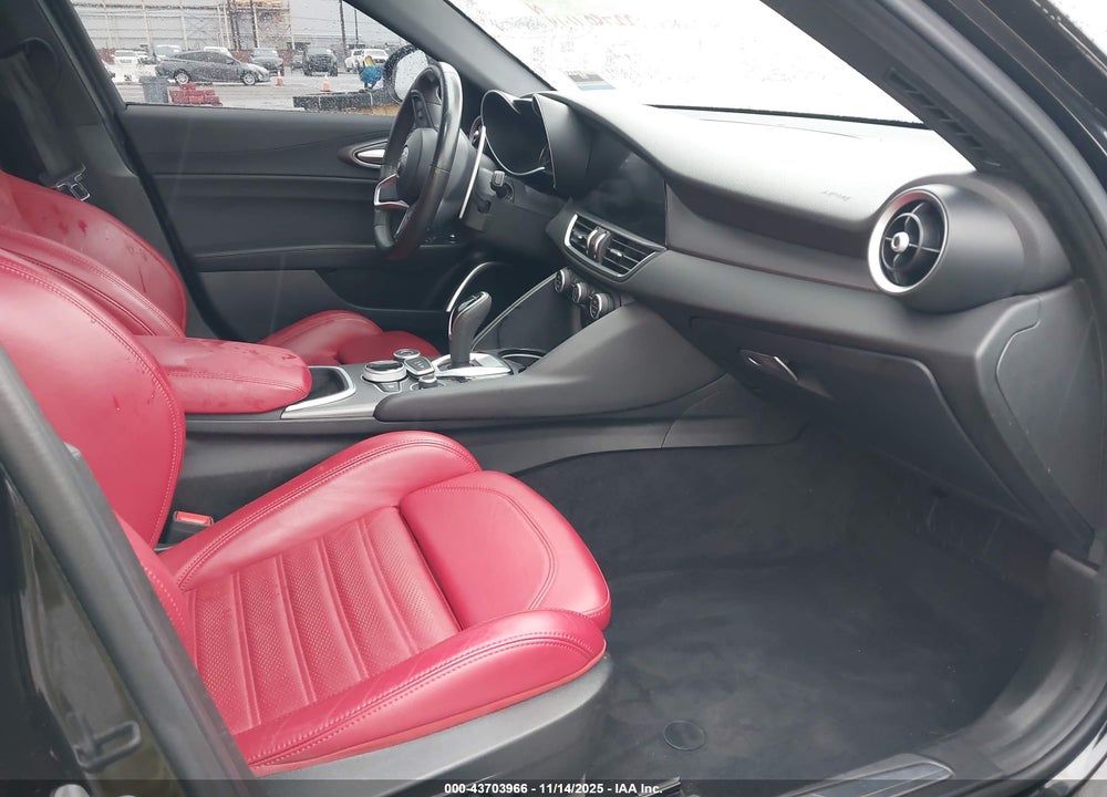 2022 ALFA ROMEO GIULIA VIN: ZARFAMBN8N7663554