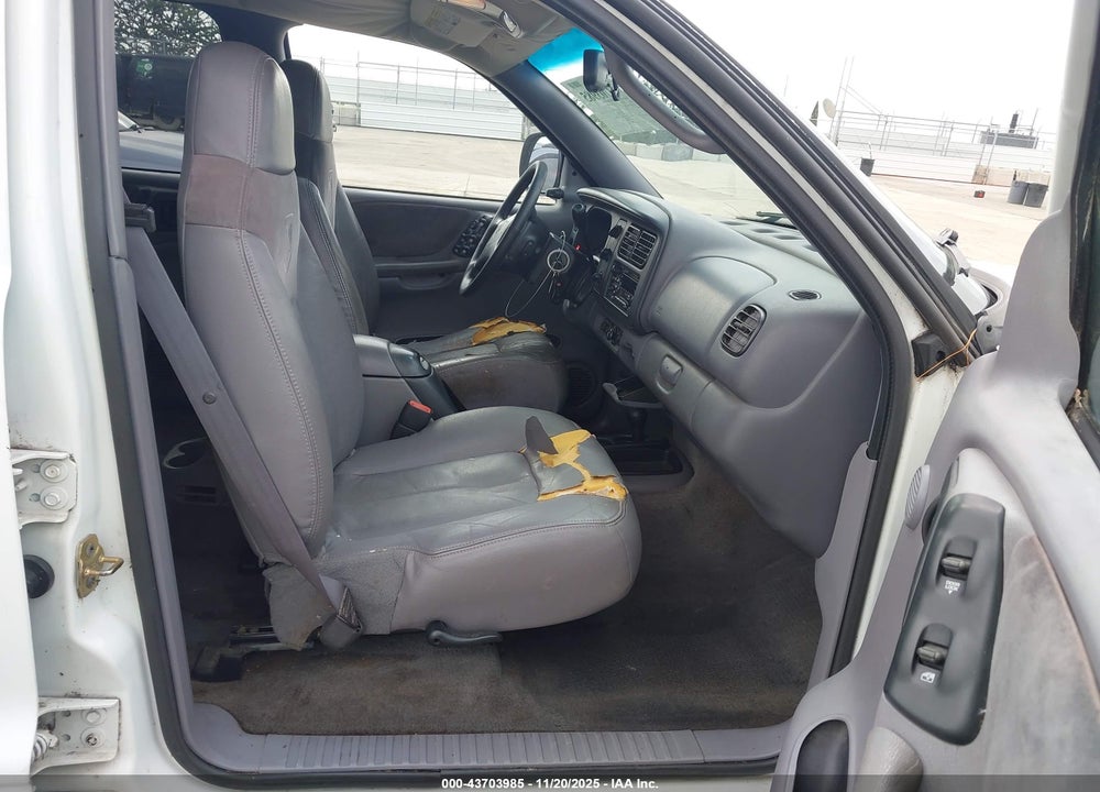 1999 DODGE DURANGO VIN: 1B4HS28Z0XF599899