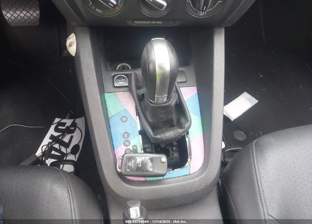 2011 VOLKSWAGEN JETTA 2.5L SEL VIN: 3VWLZ7AJ2BM368468