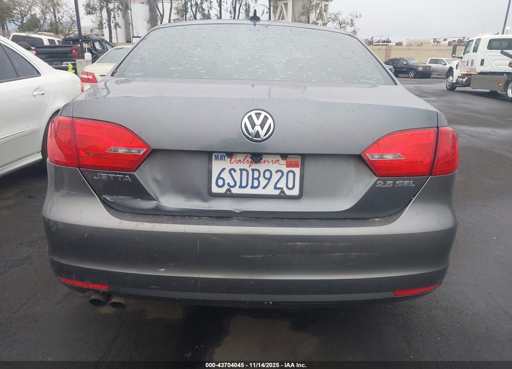 2011 VOLKSWAGEN JETTA 2.5L SEL VIN: 3VWLZ7AJ2BM368468