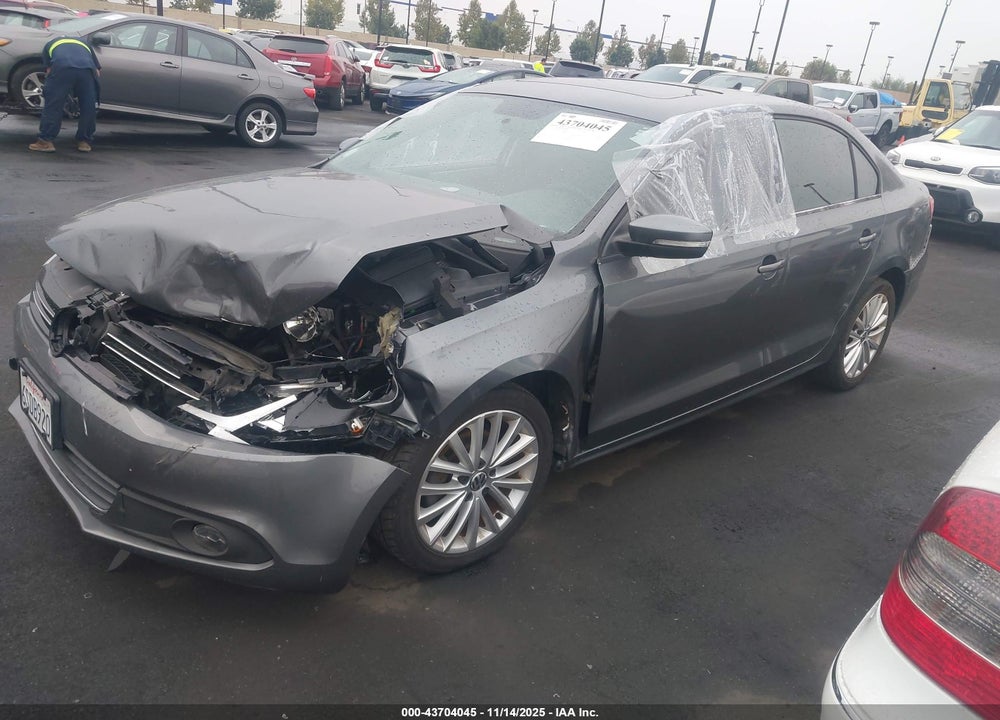 2011 VOLKSWAGEN JETTA 2.5L SEL VIN: 3VWLZ7AJ2BM368468
