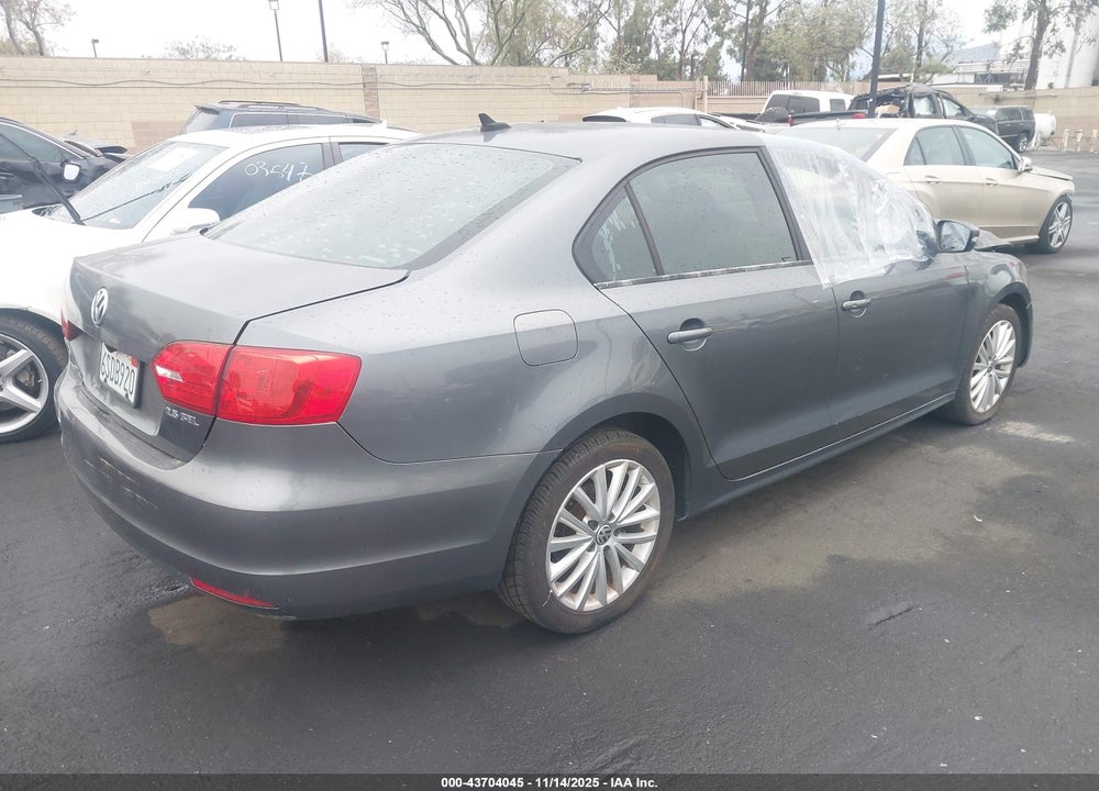 2011 VOLKSWAGEN JETTA 2.5L SEL VIN: 3VWLZ7AJ2BM368468