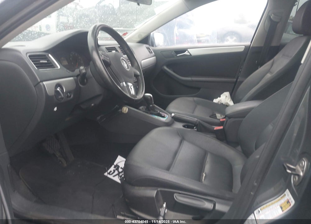 2011 VOLKSWAGEN JETTA 2.5L SEL VIN: 3VWLZ7AJ2BM368468
