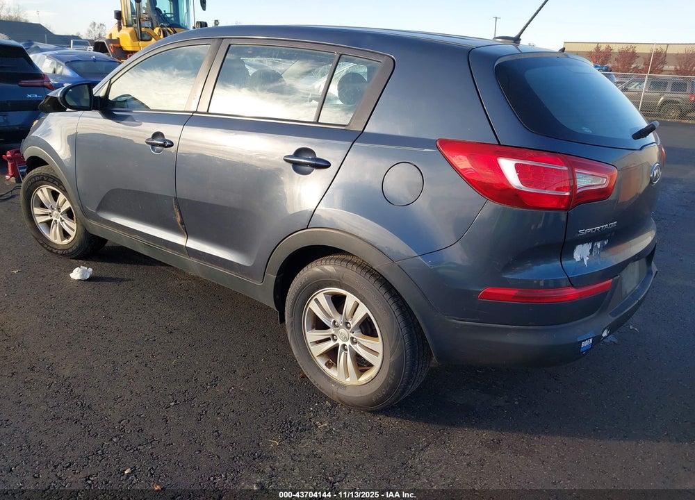 2011 KIA SPORTAGE VIN: KNDPB3A20B7021242