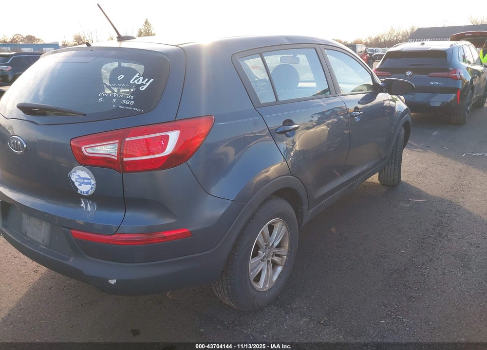 2011 KIA SPORTAGE VIN: KNDPB3A20B7021242