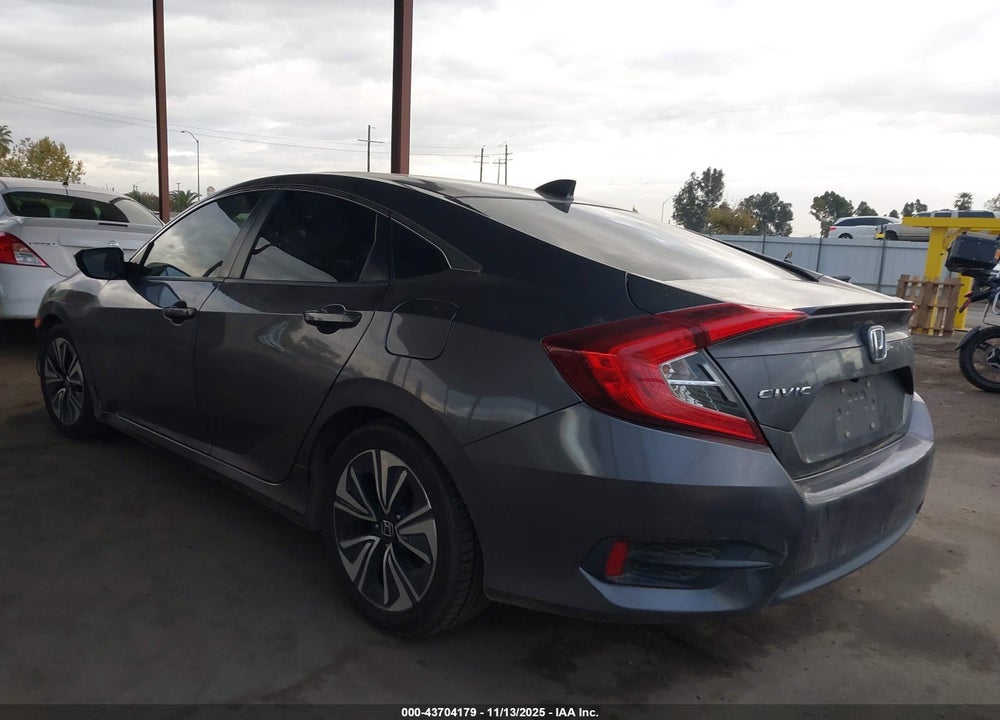 2018 HONDA CIVIC EX-T VIN: JHMFC1F38JX040729