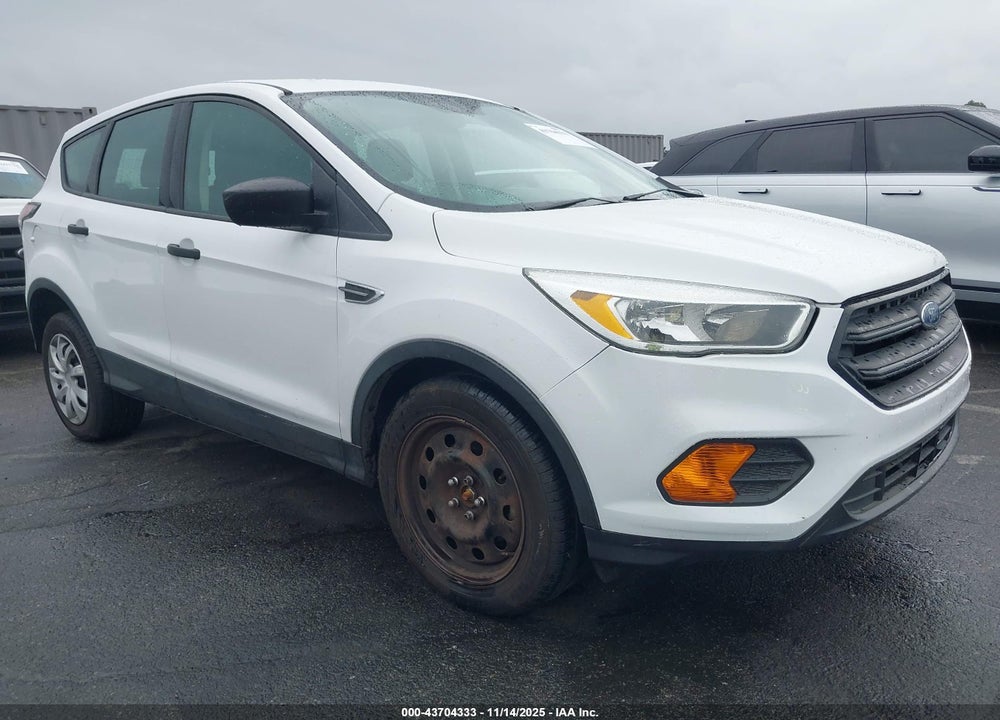 2017 FORD ESCAPE S VIN: 1FMCU0F79HUB15900