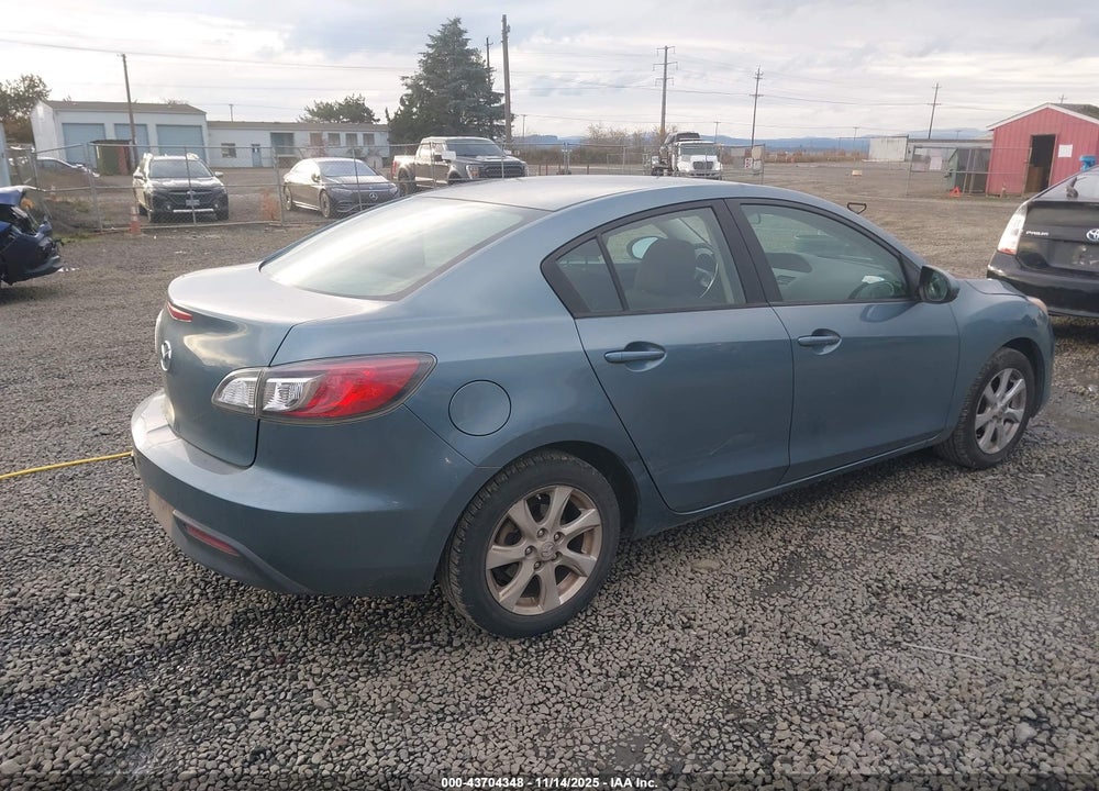 2011 MAZDA 3 VIN: JM1BL1VG0B1445475