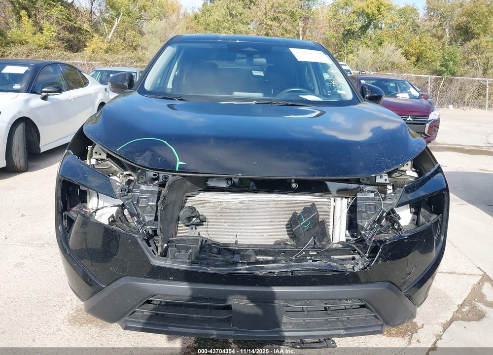 2025 NISSAN ROGUE VIN: 5N1BT3BB8SC800672