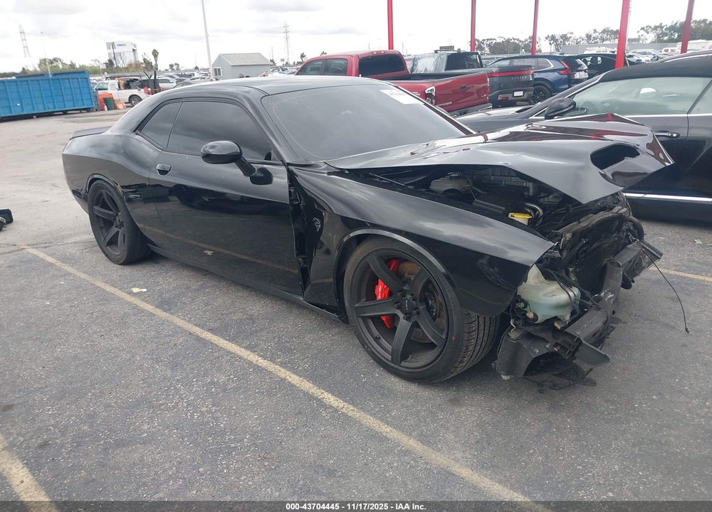 2017 DODGE CHALLENGER SRT HELLCAT VIN: 2C3CDZC97HH664226