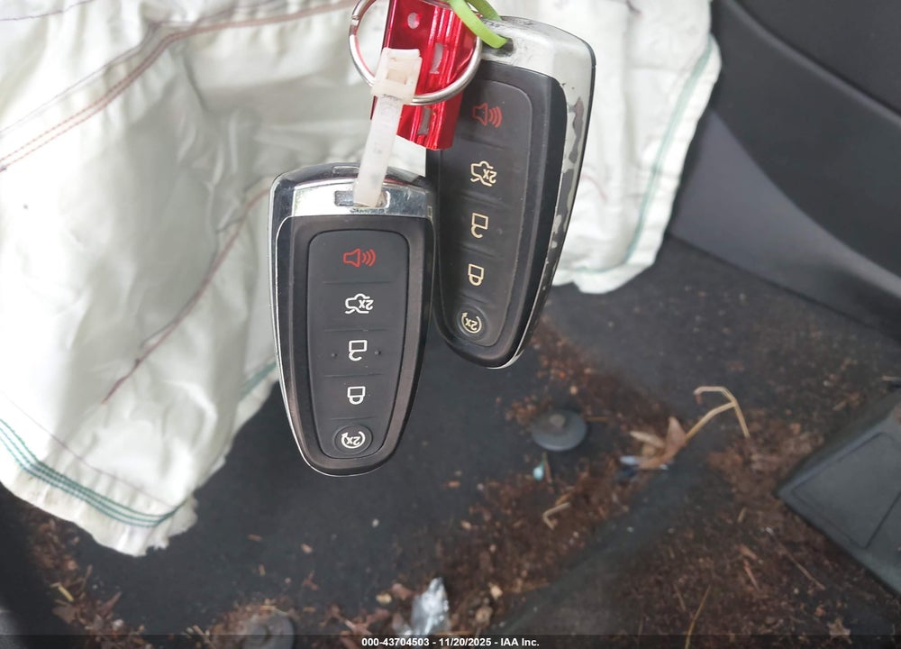 2013 FORD ESCAPE TITANIUM VIN: 1FMCU9J92DUB44680