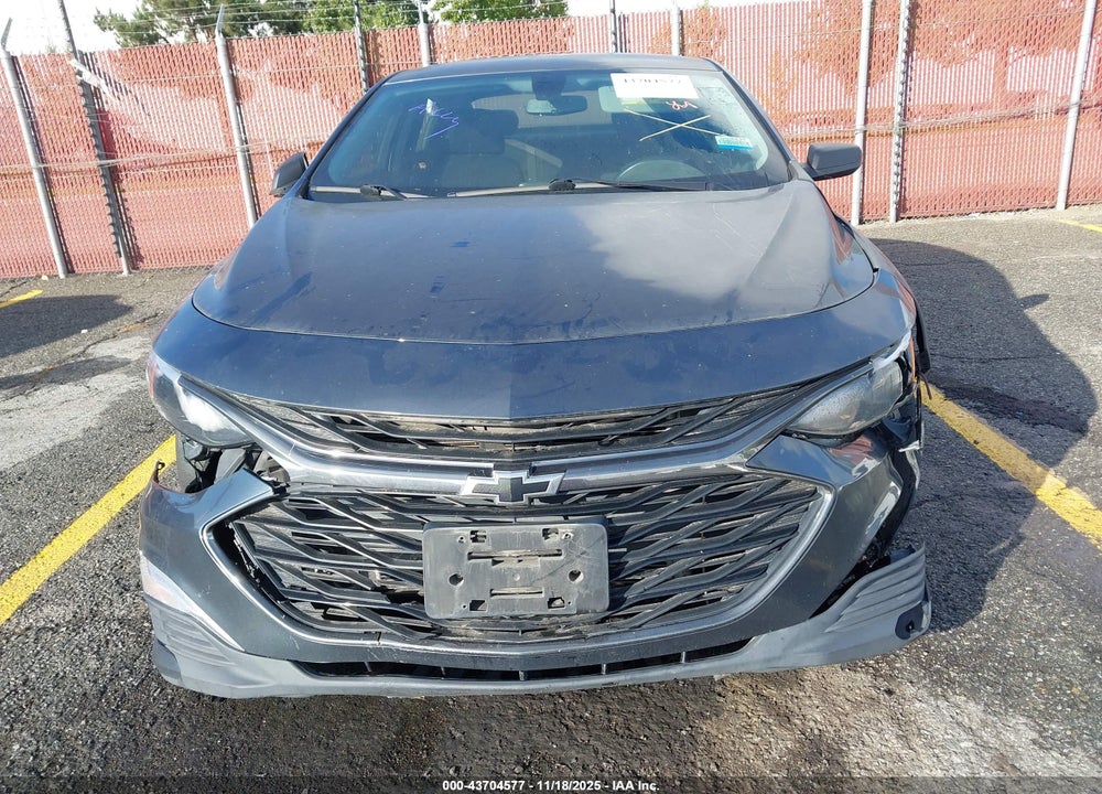 2019 CHEVROLET MALIBU RS VIN: 1G1ZG5ST4KF188358