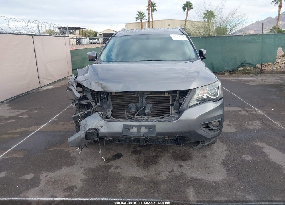 2017 NISSAN PATHFINDER SL VIN: 5N1DR2MM8HC686391