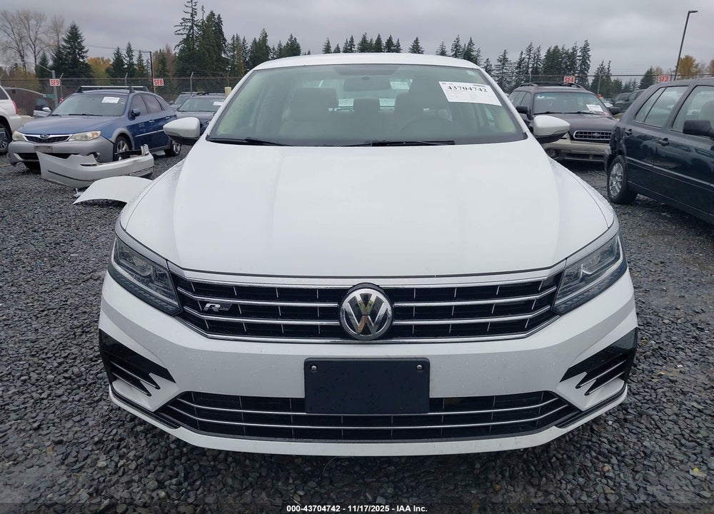 2018 VOLKSWAGEN PASSAT 2.0T R-LINE/2.0T S VIN: 1VWAA7A33JC043909