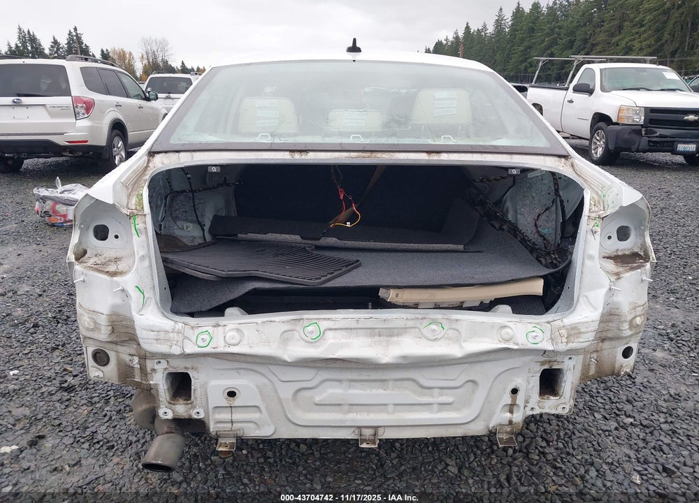 2018 VOLKSWAGEN PASSAT 2.0T R-LINE/2.0T S VIN: 1VWAA7A33JC043909