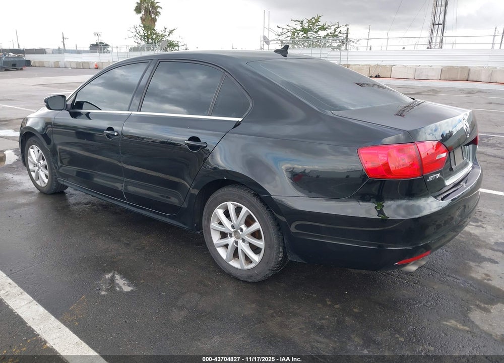 2014 VOLKSWAGEN JETTA 1.8T SE VIN: 3VWD17AJ6EM395009