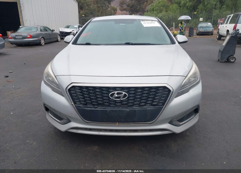 2017 HYUNDAI SONATA HYBRID SE VIN: KMHE24L13HA048508