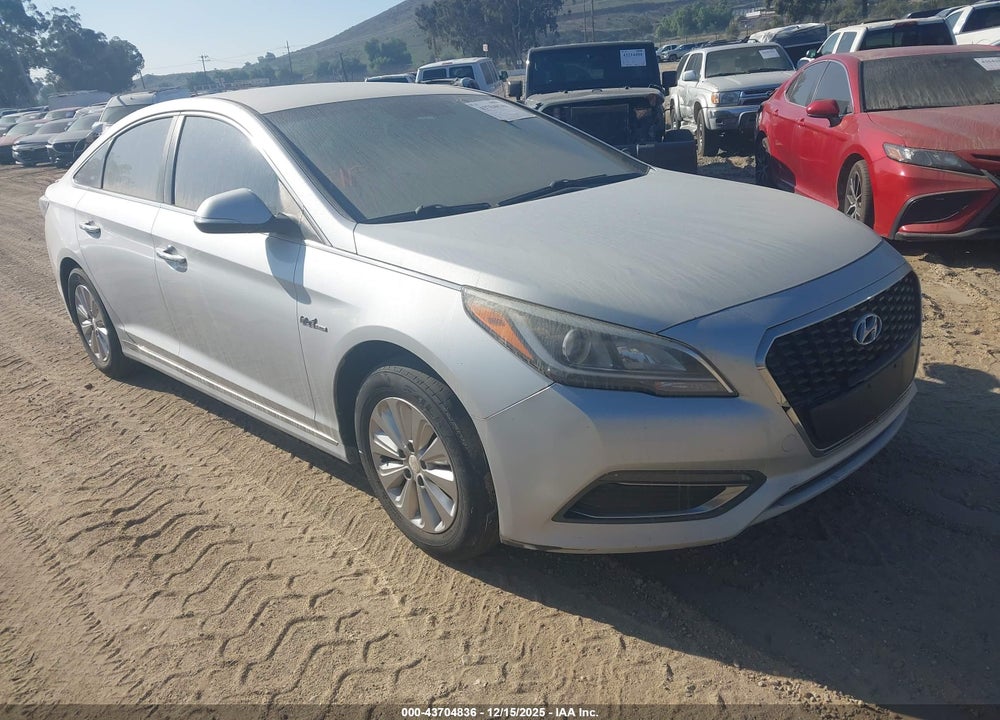 2017 HYUNDAI SONATA HYBRID SE VIN: KMHE24L13HA048508