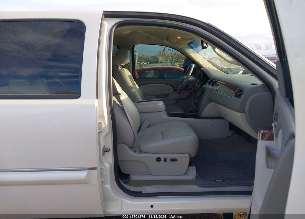 2011 GMC SIERRA 1500 SLT VIN: 3GTP2WE37BG150295