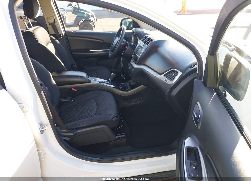 2016 DODGE JOURNEY SXT VIN: 3C4PDCBGXGT224520