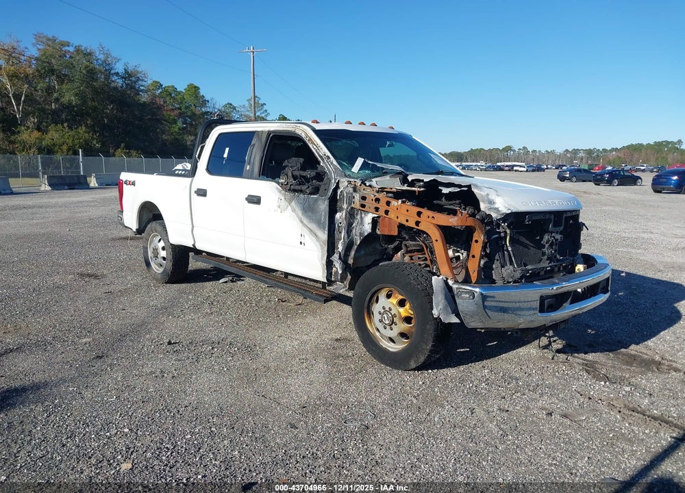 2017 FORD F-350 XL VIN: 1FT7W3B67HEE27450
