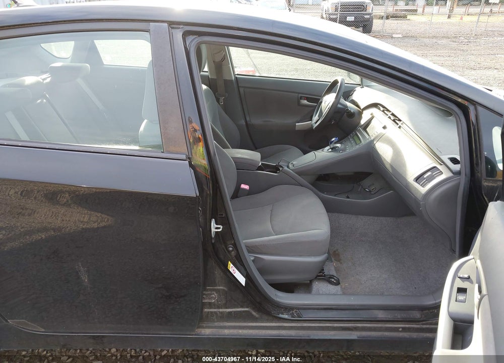 2010 TOYOTA PRIUS III VIN: JTDKN3DU3A5228832