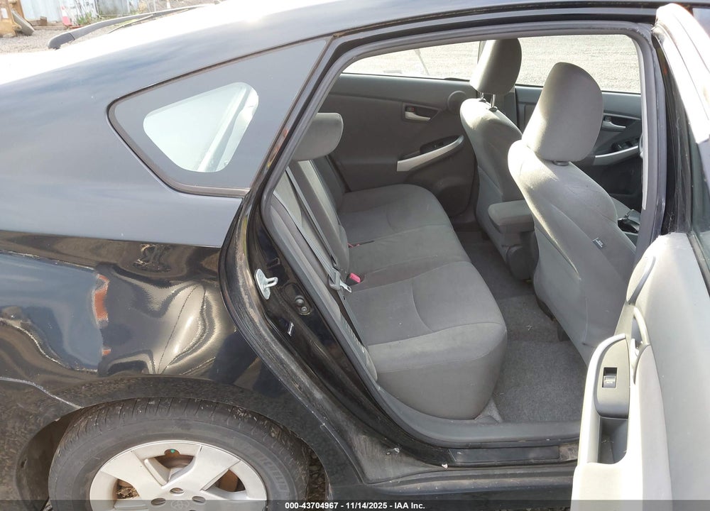 2010 TOYOTA PRIUS III VIN: JTDKN3DU3A5228832