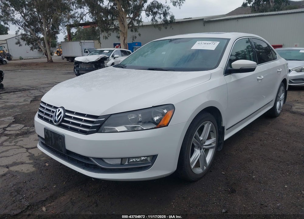 2013 VOLKSWAGEN PASSAT VIN: 1VWCN7A3XDC106330