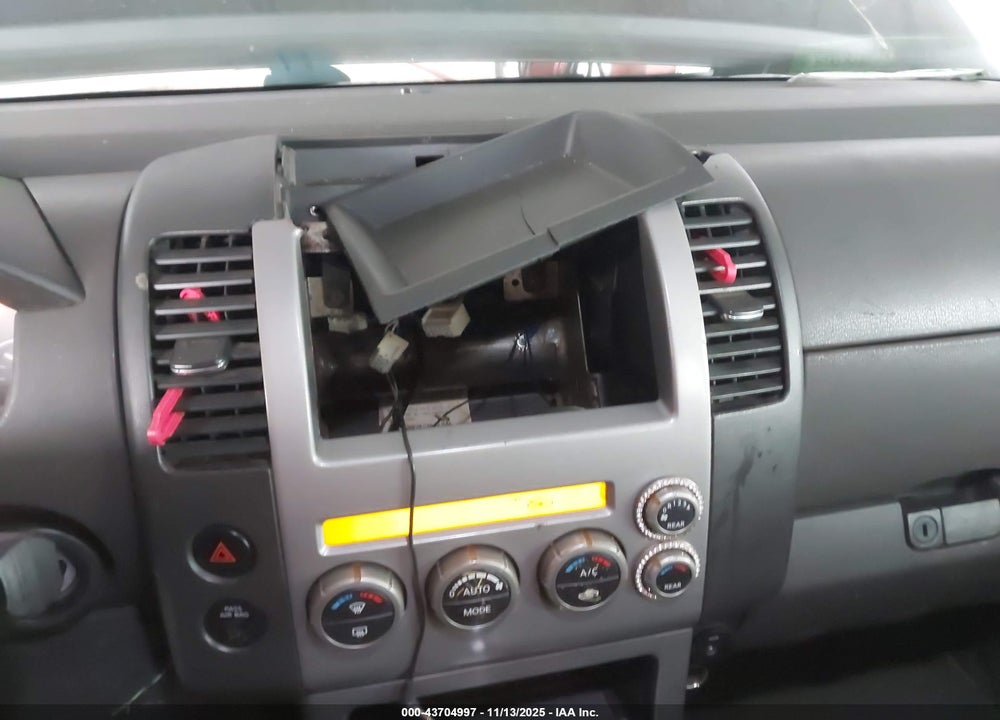 2007 NISSAN PATHFINDER SE VIN: 5N1AR18UX7C636078